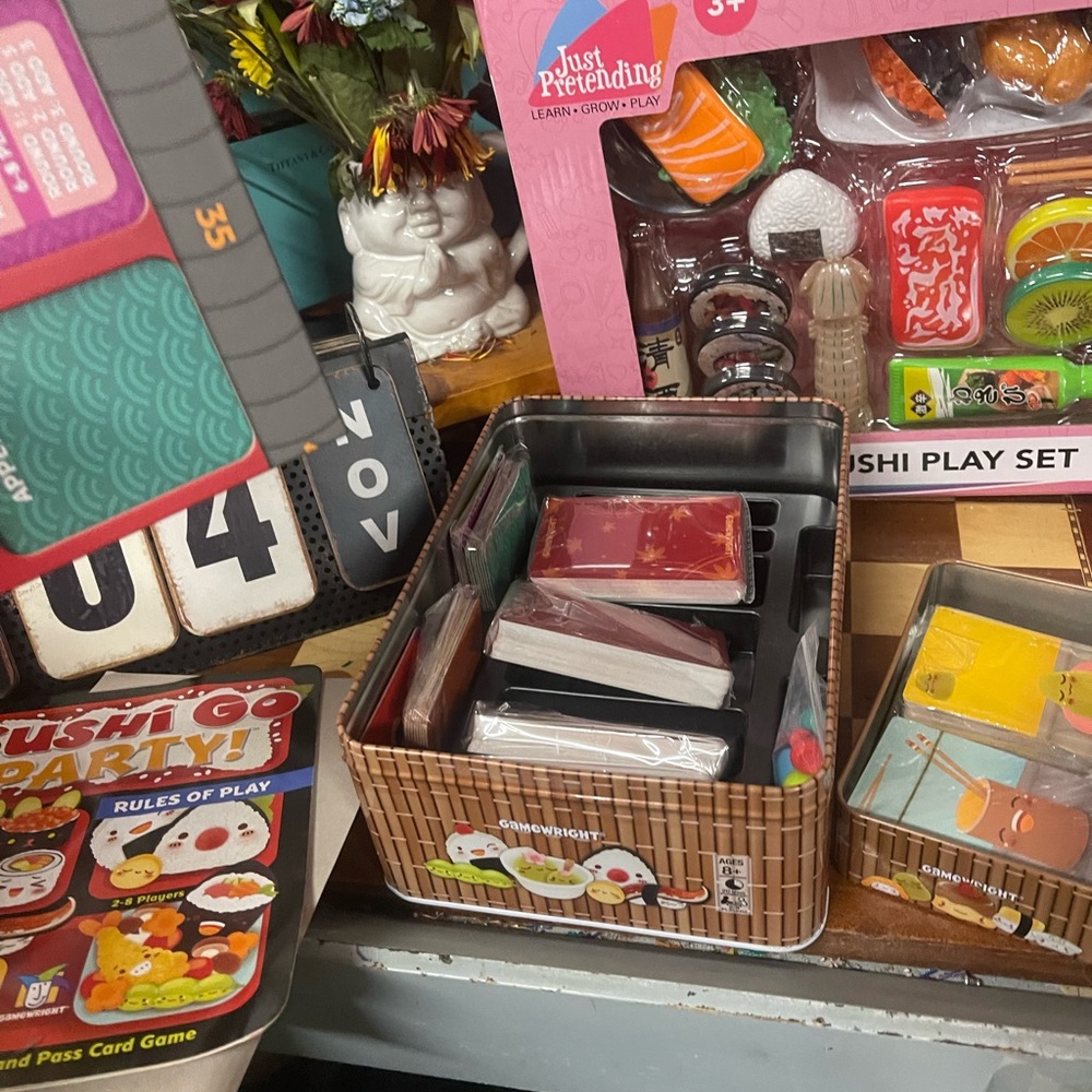 Sushi 🍣
Bundle - Picture 6 of 10